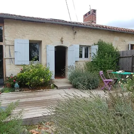 Thebeautyofbeing Apartamento Sainte-Eulalie-d'Eymet